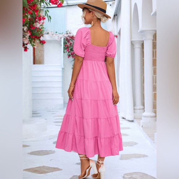 Tired Midi Dress with Short Sleeves and Smocked - Picture 2 of 4